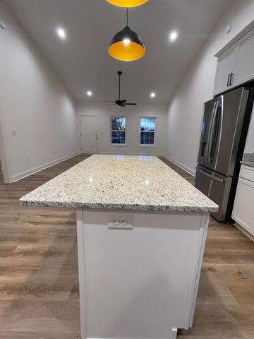 511 Otey ST, Bedford, VA 24523