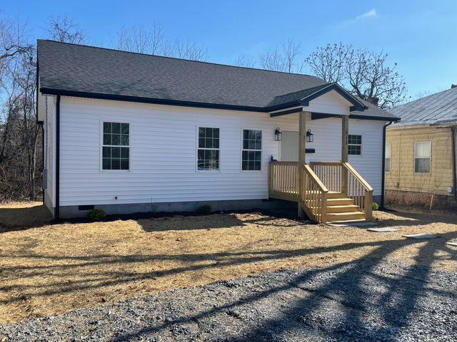 511 Otey ST, Bedford, VA 24523