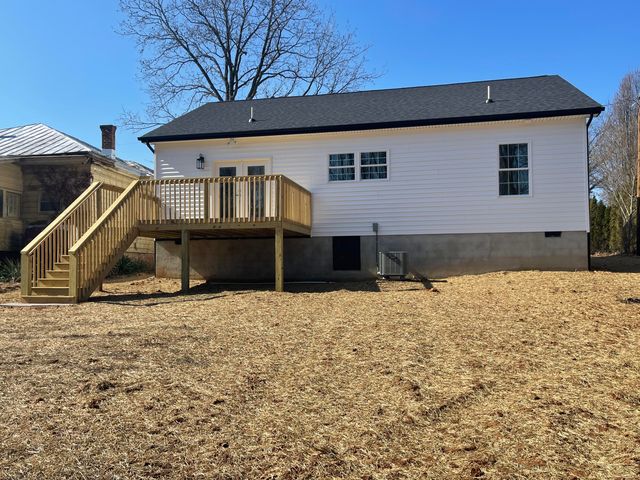 511 Otey ST, Bedford, VA 24523
