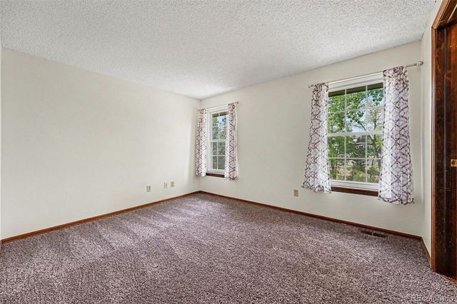 8174 W 81st Drive, Arvada, CO 80005