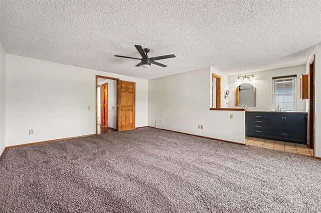 8174 W 81st Drive, Arvada, CO 80005