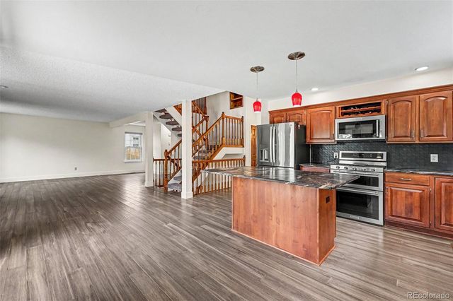 8174 W 81st Drive, Arvada, CO 80005