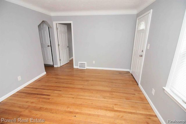 19363 Rosemont Avenue, Detroit, MI 48219