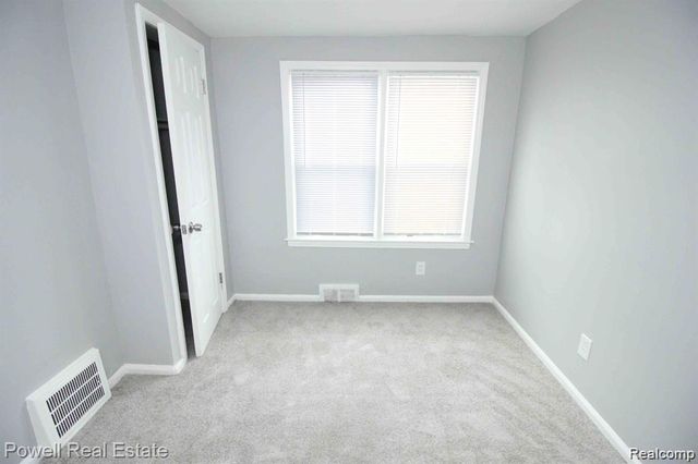 19363 Rosemont Avenue, Detroit, MI 48219