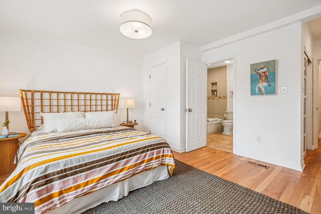 1124 G ST NE, Washington, DC 20002