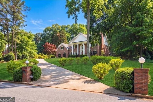 1889 E Gate Drive, Smoke Rise, GA 30087