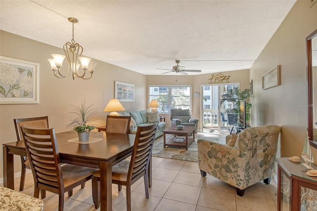 1300 N PORTOFINO DRIVE 305, Sarasota, FL 34242