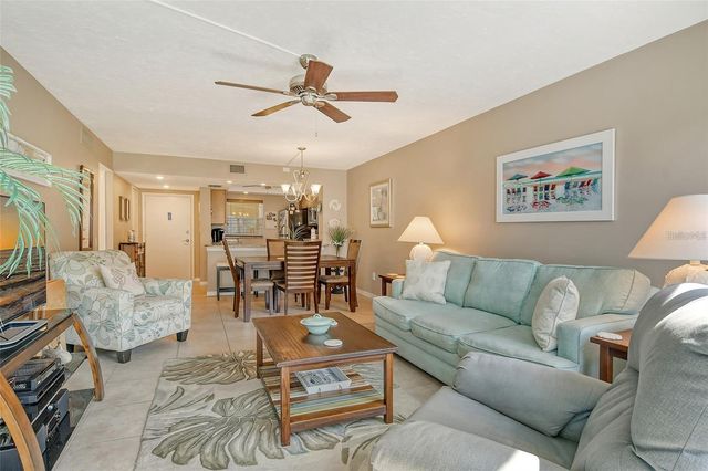 1300 N PORTOFINO DRIVE 305, Sarasota, FL 34242