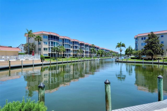 1300 N PORTOFINO DRIVE 305, Sarasota, FL 34242