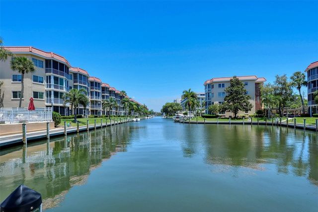 1300 N PORTOFINO DRIVE 305, Sarasota, FL 34242