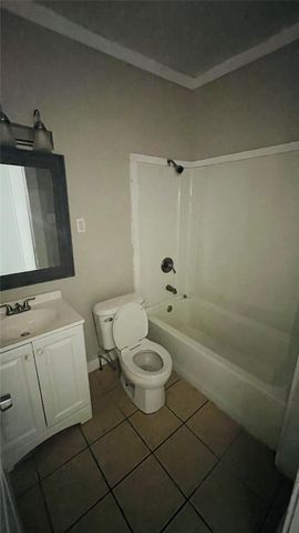 805 S Tyler Street 3, Dallas, TX 75208