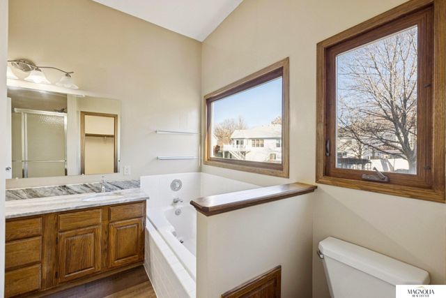 2864 Katelyn Circle, Lincoln, NE 68516