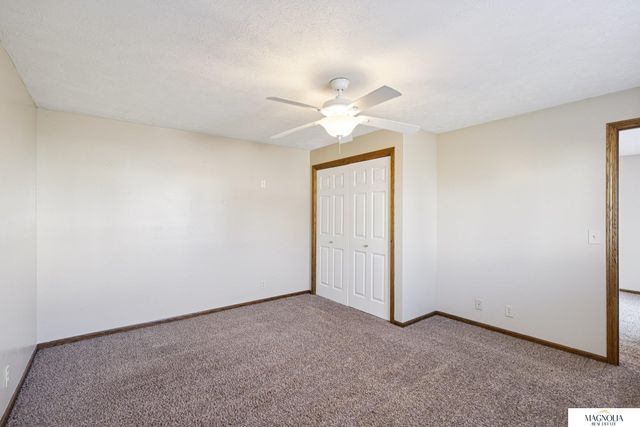 2864 Katelyn Circle, Lincoln, NE 68516