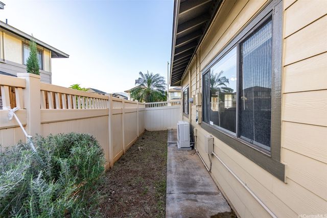 91-1077 Pakaweli Street, Kapolei, HI 96707