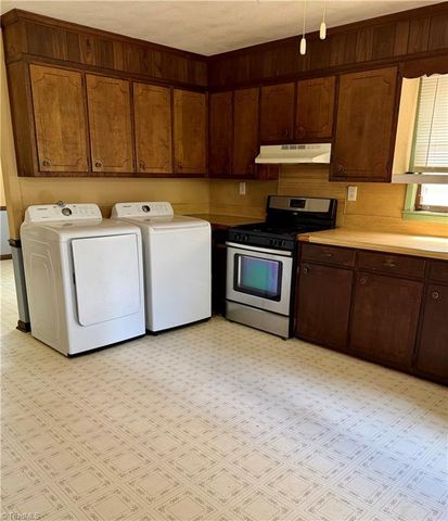 11564 NC Highway 150, Linwood, NC 27299