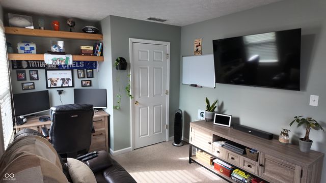 1121 S Capitol Avenue, Indianapolis, IN 46225