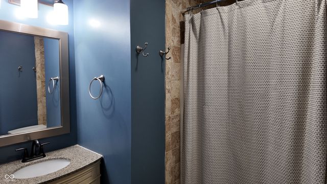 1121 S Capitol Avenue, Indianapolis, IN 46225