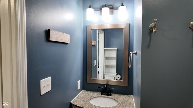 1121 S Capitol Avenue, Indianapolis, IN 46225