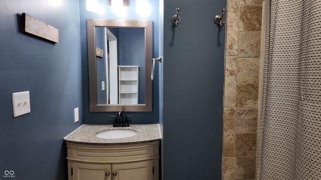 1121 S Capitol Avenue, Indianapolis, IN 46225