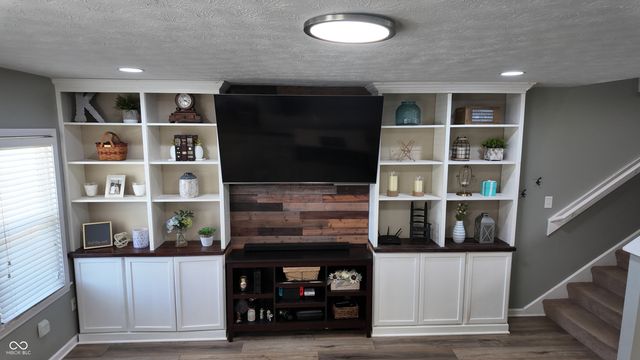 1121 S Capitol Avenue, Indianapolis, IN 46225