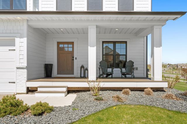 8027 180th Street W, Lakeville, MN 55044