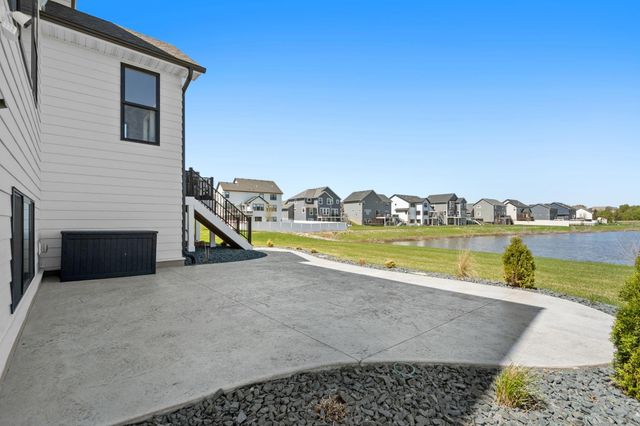 8027 180th Street W, Lakeville, MN 55044