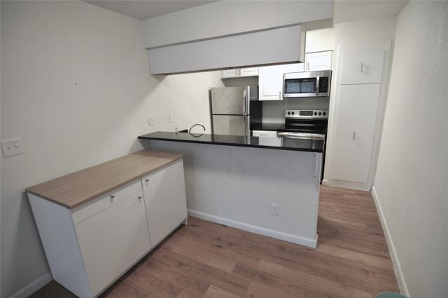 2207 Leon ST 201, Austin, TX 78705