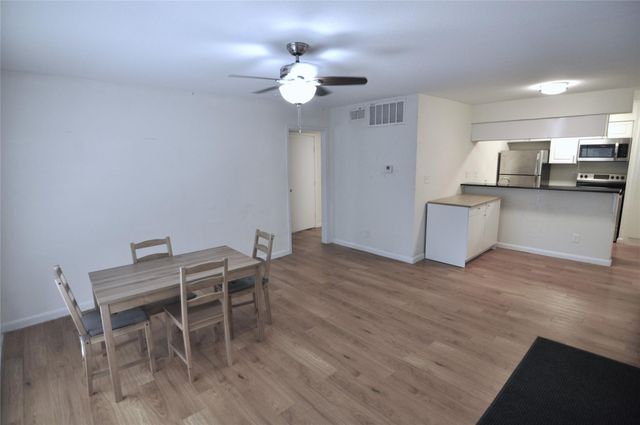 2207 Leon ST 201, Austin, TX 78705