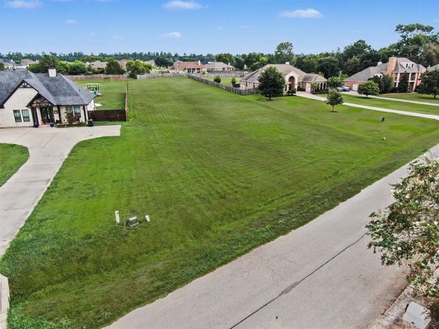 11674 Grandview Drive, Montgomery, TX 77356