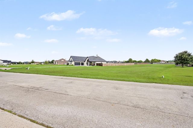 11674 Grandview Drive, Montgomery, TX 77356