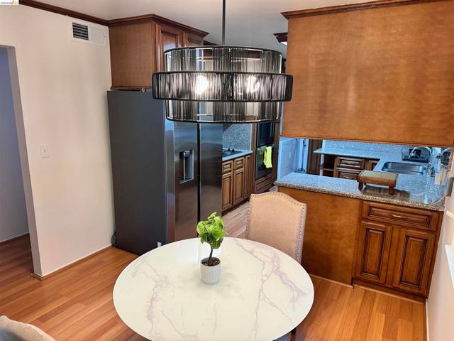 3425 Wilson Ave, Oakland, CA 94602