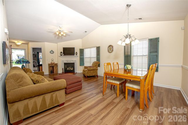 5320 Harris Cove Drive, Charlotte, NC 28269