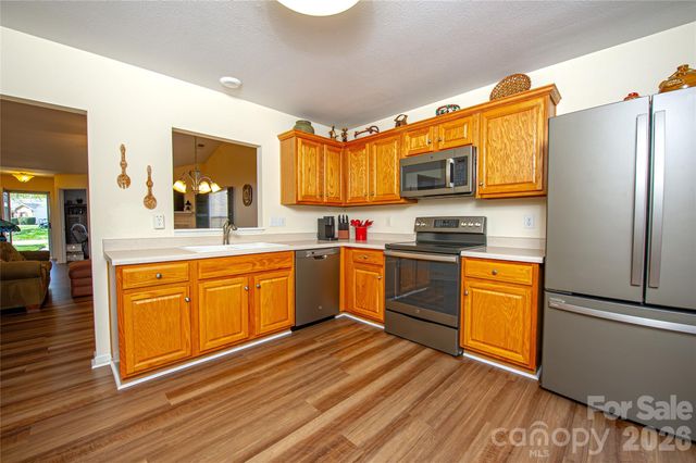 5320 Harris Cove Drive, Charlotte, NC 28269