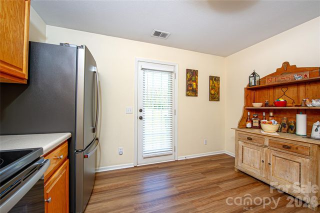 5320 Harris Cove Drive, Charlotte, NC 28269