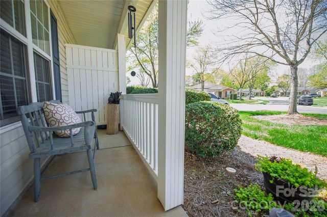 5320 Harris Cove Drive, Charlotte, NC 28269