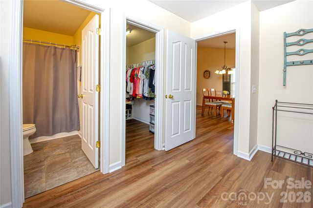 5320 Harris Cove Drive, Charlotte, NC 28269
