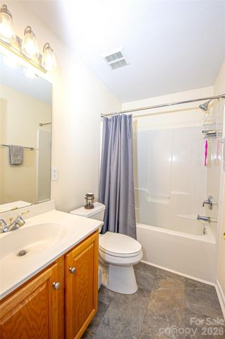 5320 Harris Cove Drive, Charlotte, NC 28269