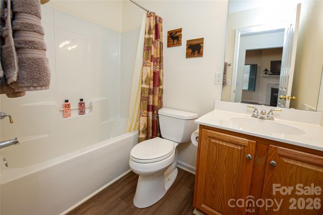 5320 Harris Cove Drive, Charlotte, NC 28269