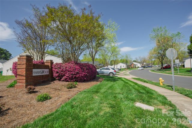 5320 Harris Cove Drive, Charlotte, NC 28269