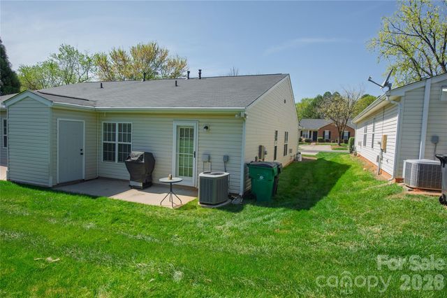 5320 Harris Cove Drive, Charlotte, NC 28269