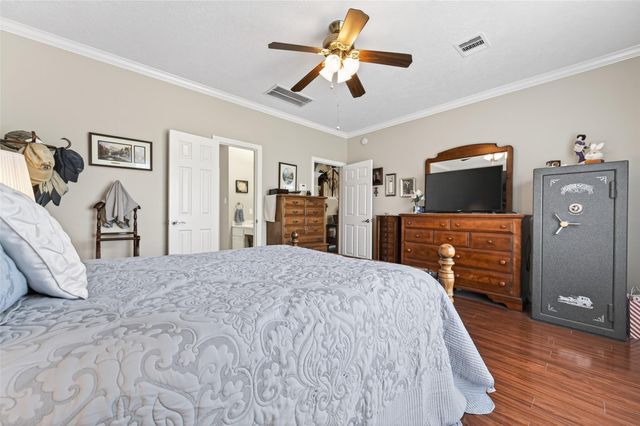 5118 Cove Creek, Baytown, TX 77523