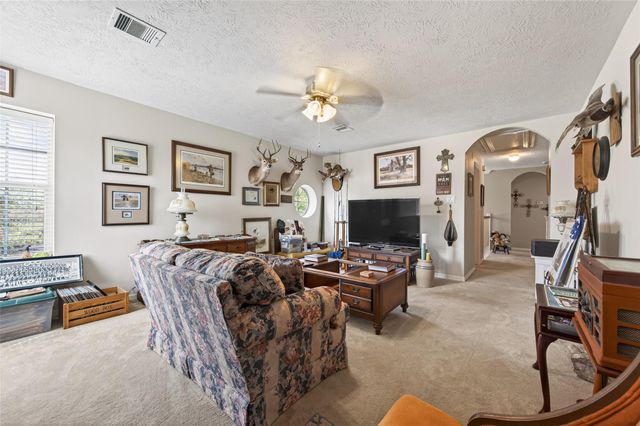 5118 Cove Creek, Baytown, TX 77523