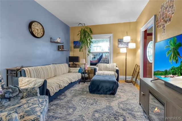 61 Royal Avenue, Buffalo, NY 14207