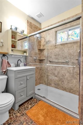 61 Royal Avenue, Buffalo, NY 14207