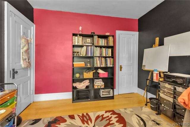 61 Royal Avenue, Buffalo, NY 14207