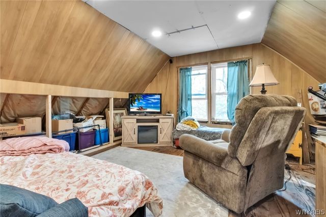61 Royal Avenue, Buffalo, NY 14207