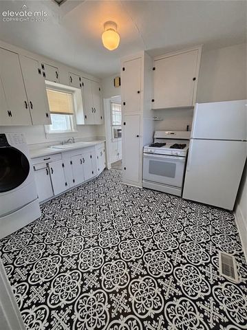 742 Belmont Avenue, Pueblo, CO 81004