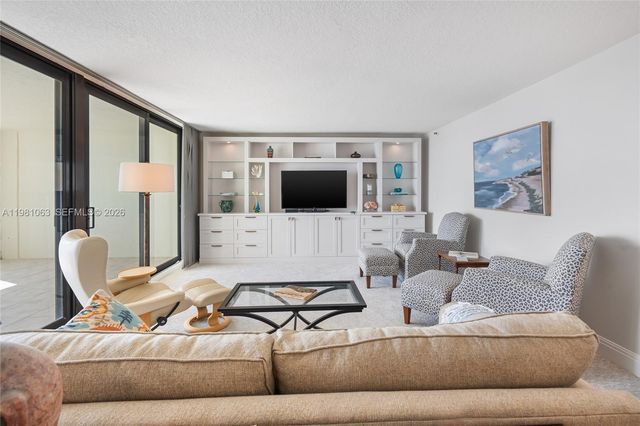 19670 Beach Road A404, Tequesta, FL 33469
