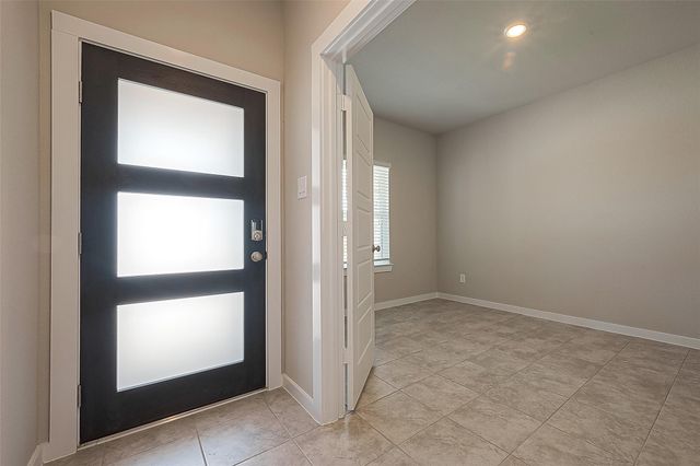 8523 Lake Groove Lane, Baytown, TX 77523