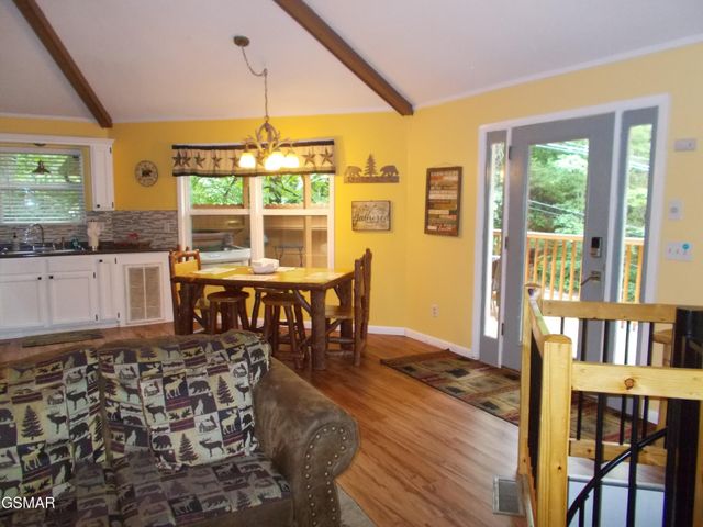1157 VILLA LANE, Gatlinburg, TN 37738